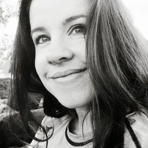 Meet your Posher, Stacy